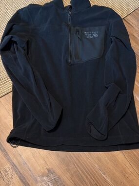 Mountain Hardwear Black Half-Zip Fleece Pullover